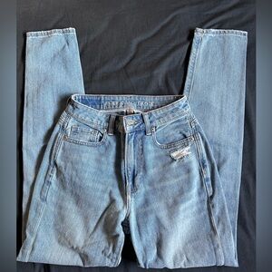 American Eagle Mom jeans